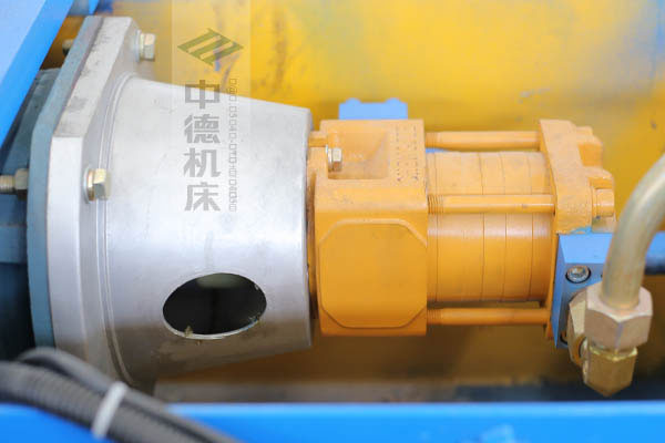 ZDPK-10032采用國(guó)內(nèi)一流品牌電機(jī)及油泵，動(dòng)力強(qiáng)勁，噪音低